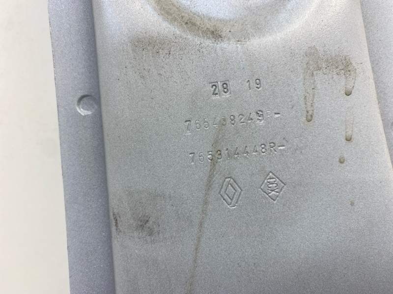 Кузовной элемент