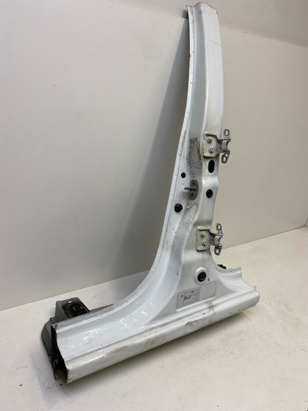 Кузовной элемент