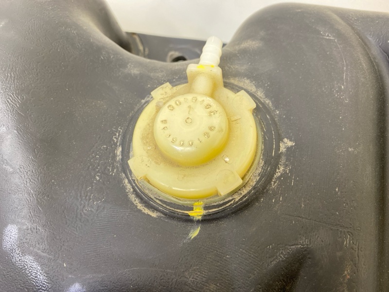 Бак топливный