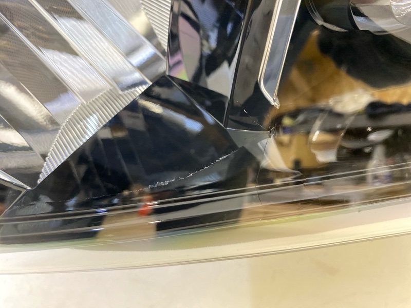 Фара правая