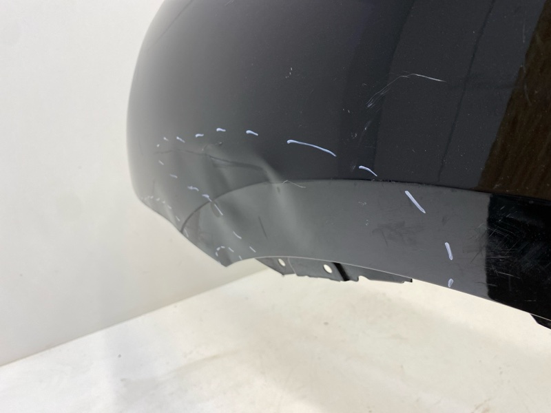 Крыло переднее левое