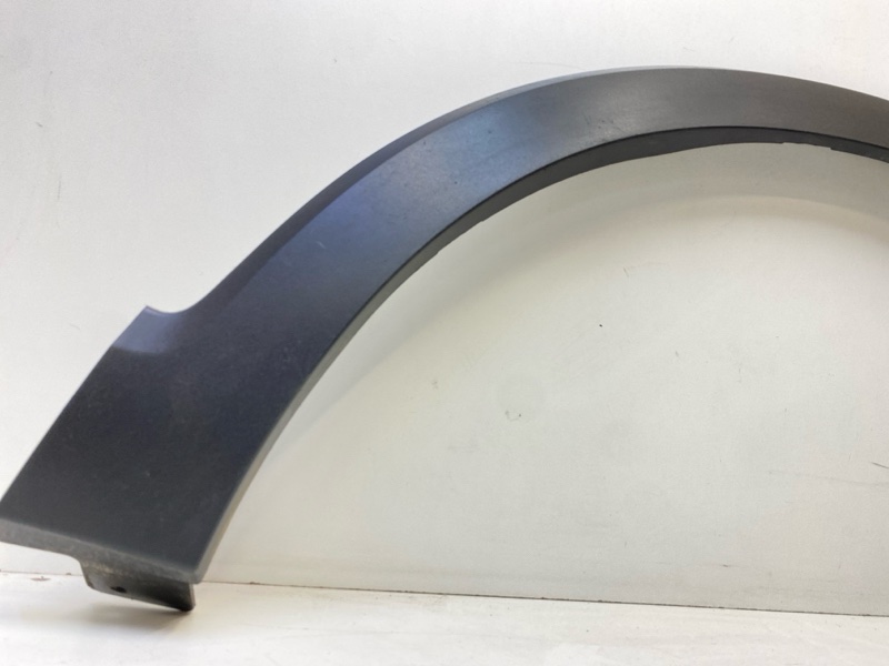 Накладка заднего крыла правого