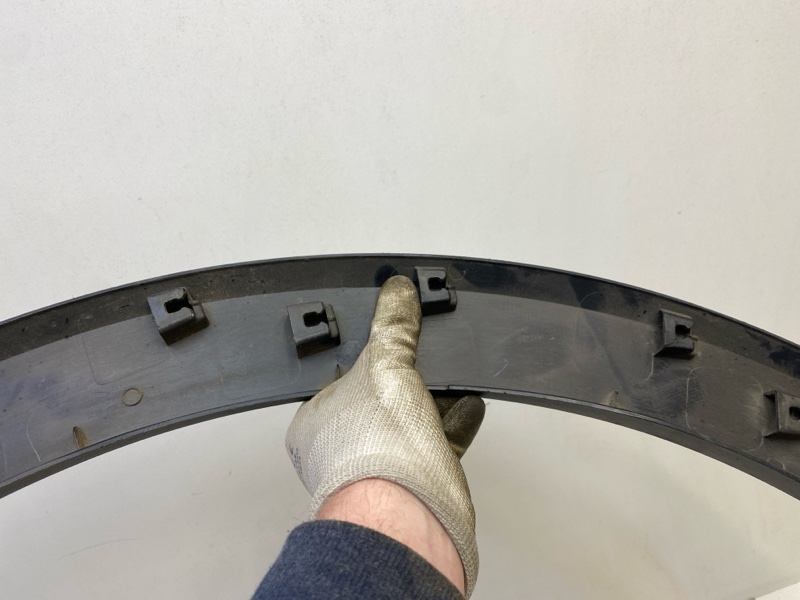 Накладка заднего крыла правого