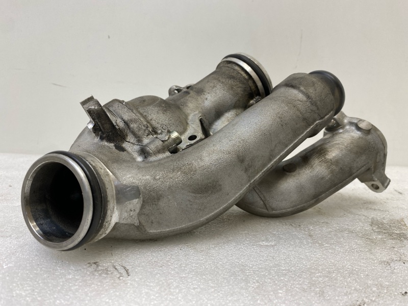 Патрубок интеркулера