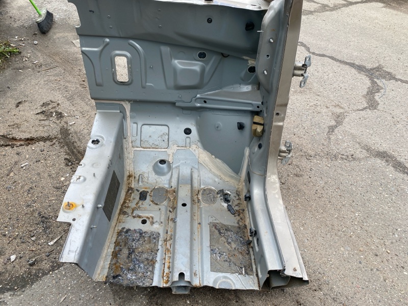 Лонжерон передний правый