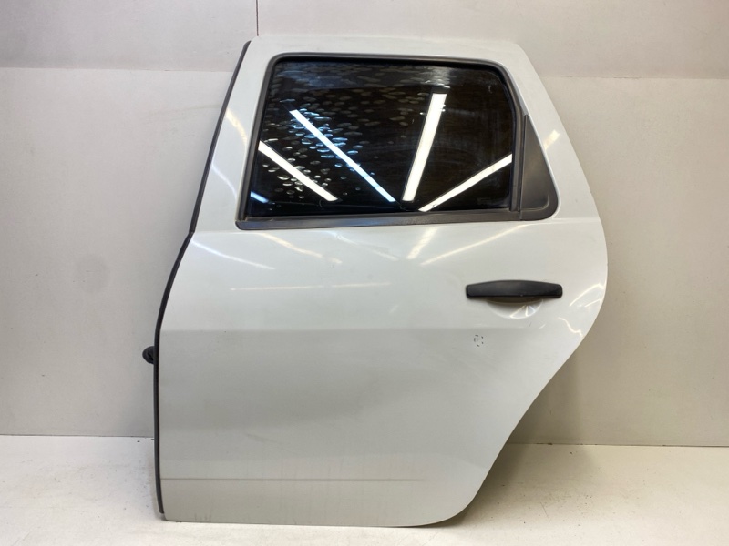 Дверь задняя левая