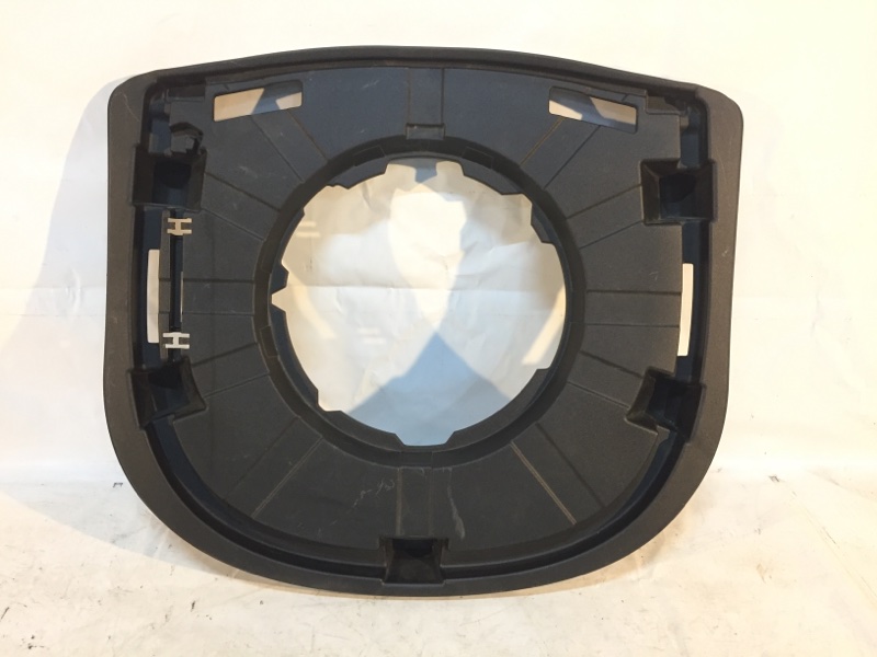 Ниша запасного колеса