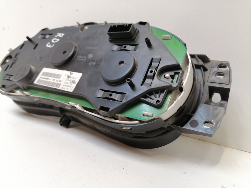 Панель приборов