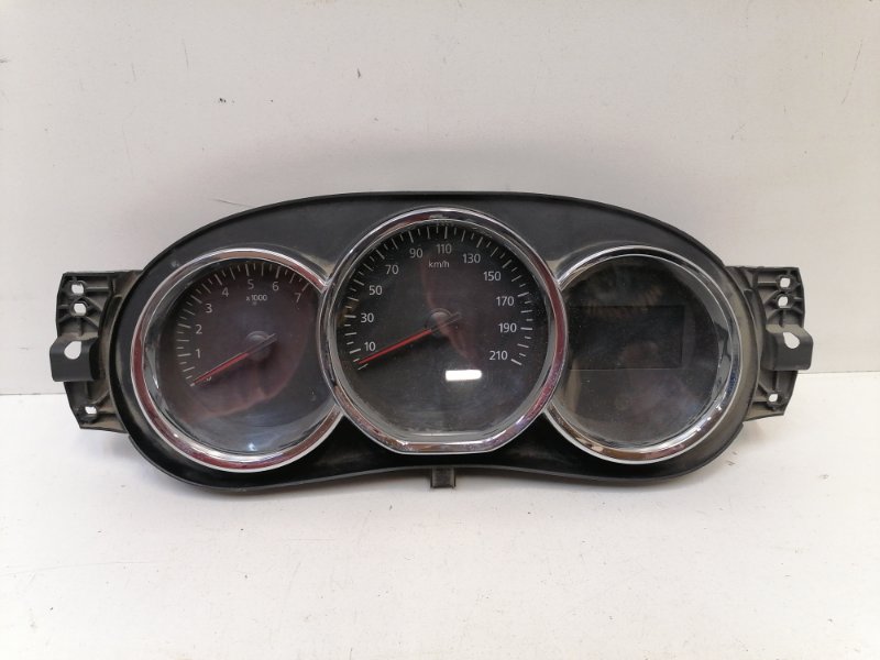 Панель приборов