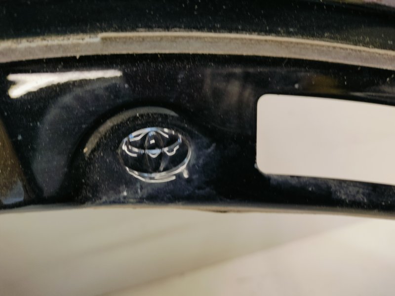 Крыло переднее левое