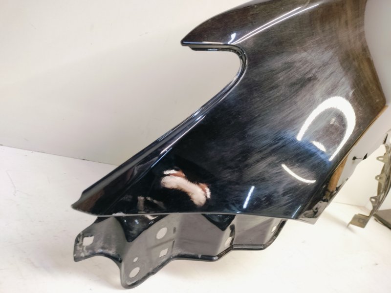 Крыло переднее левое