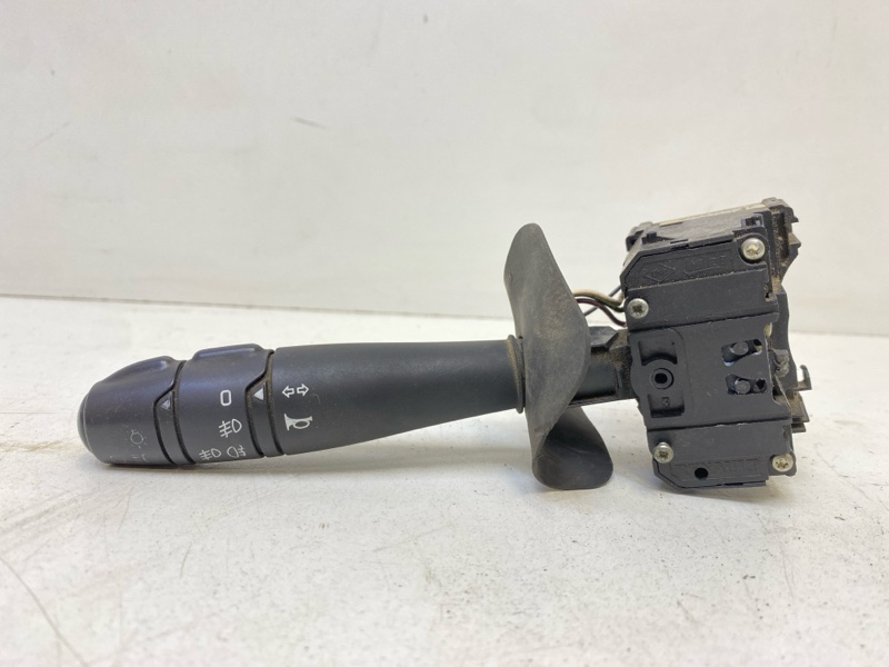 Переключатель света фар