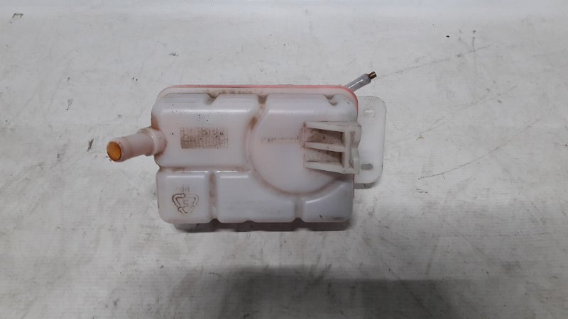 Бачок расширительный