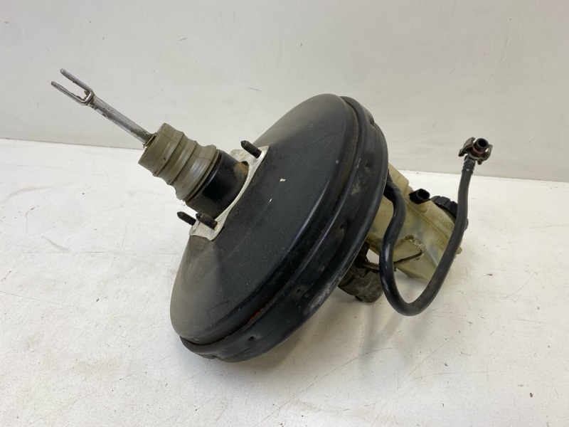 Усилитель тормозов вакуумный