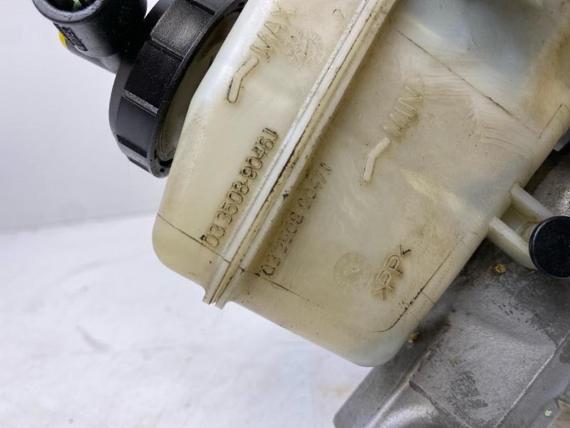 Усилитель тормозов вакуумный