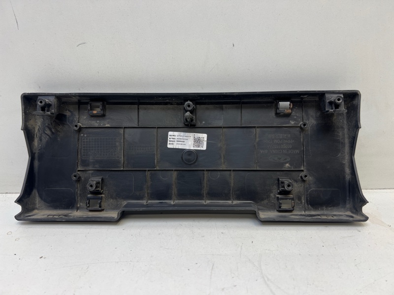 Накладка переднего бампера под номер