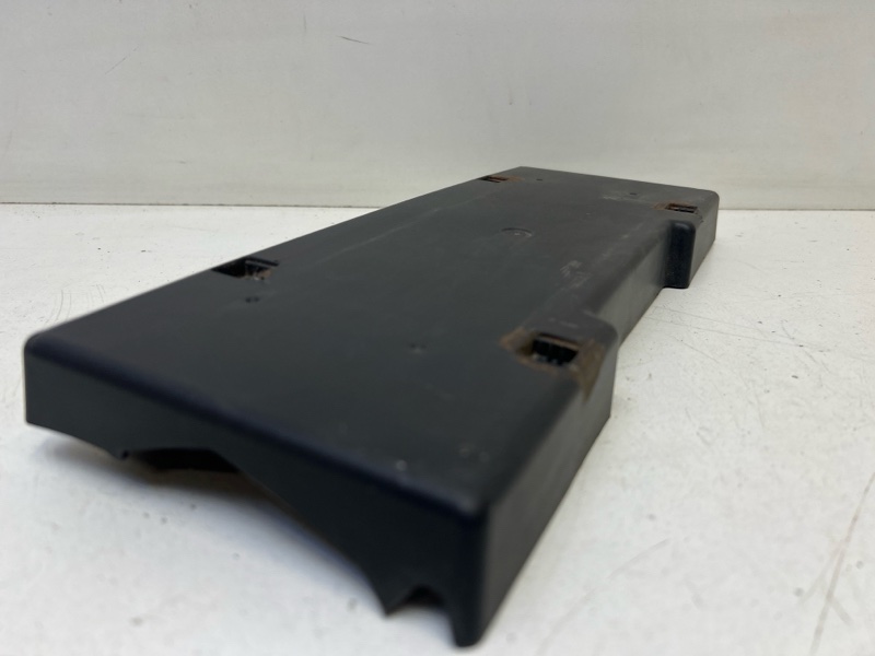 Накладка переднего бампера под номер