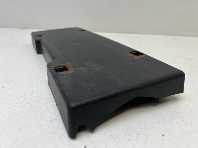 Накладка переднего бампера под номер