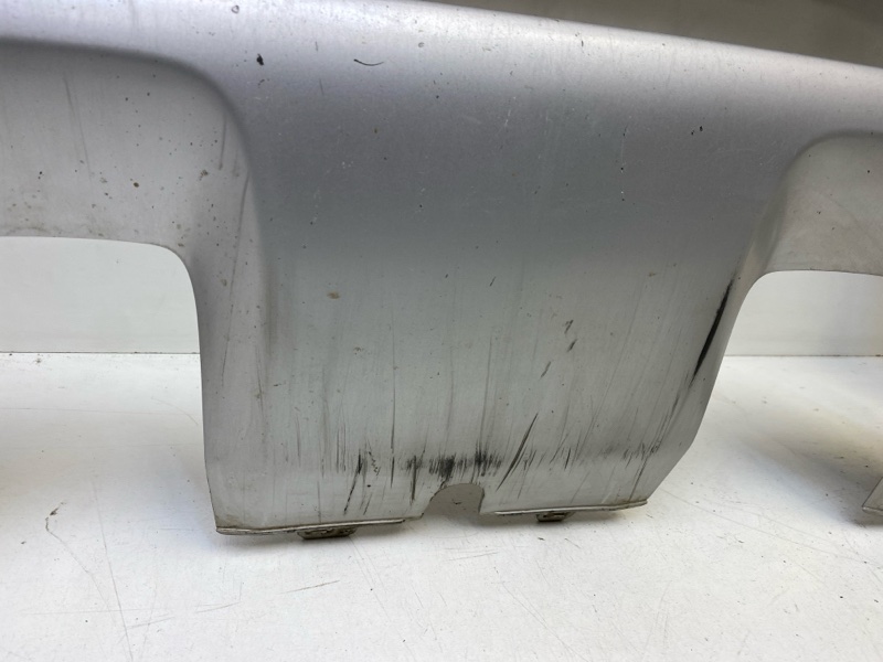 Накладка переднего бампера