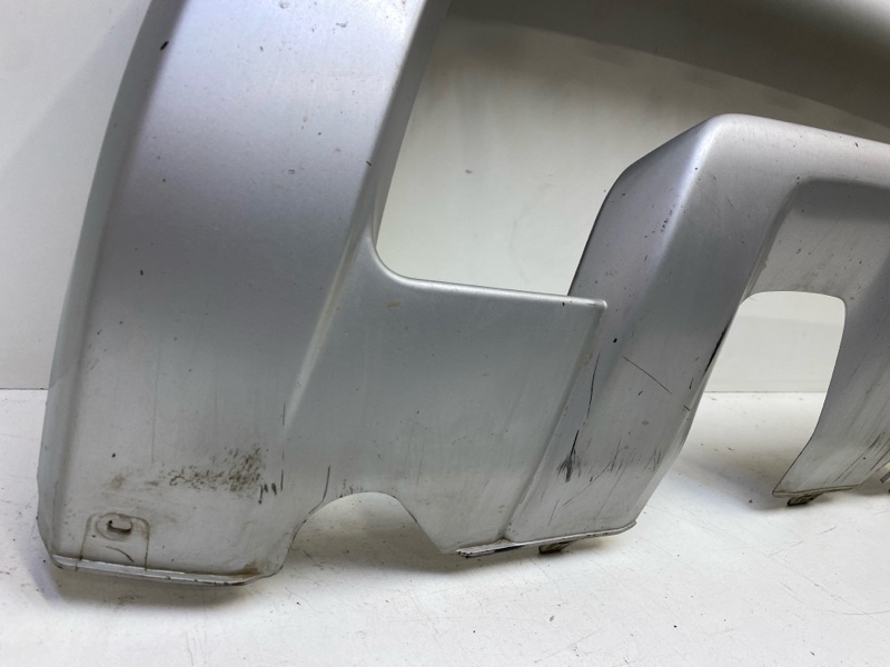 Накладка переднего бампера