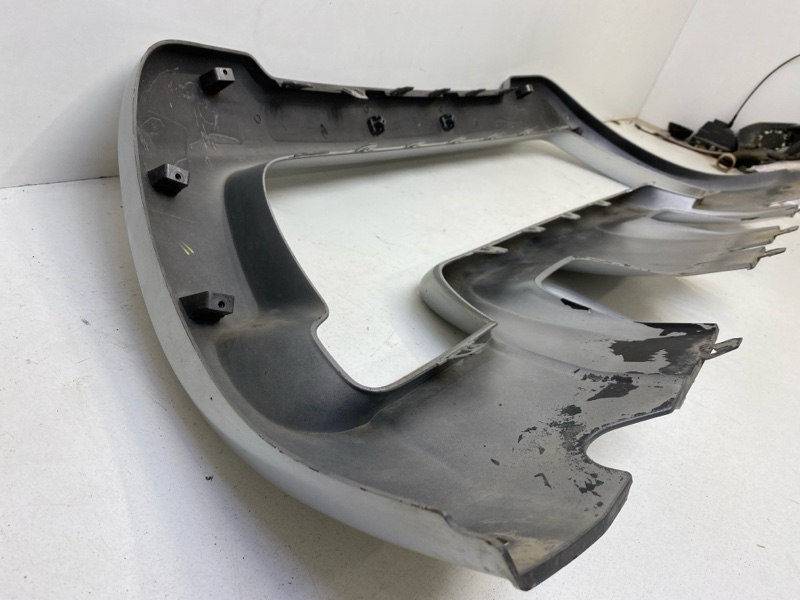 Накладка переднего бампера