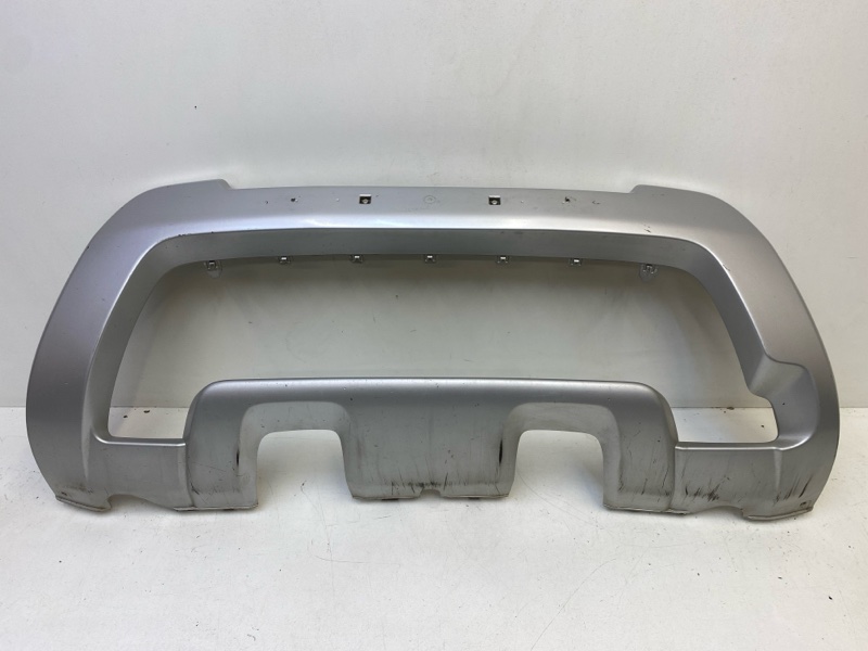 Накладка переднего бампера