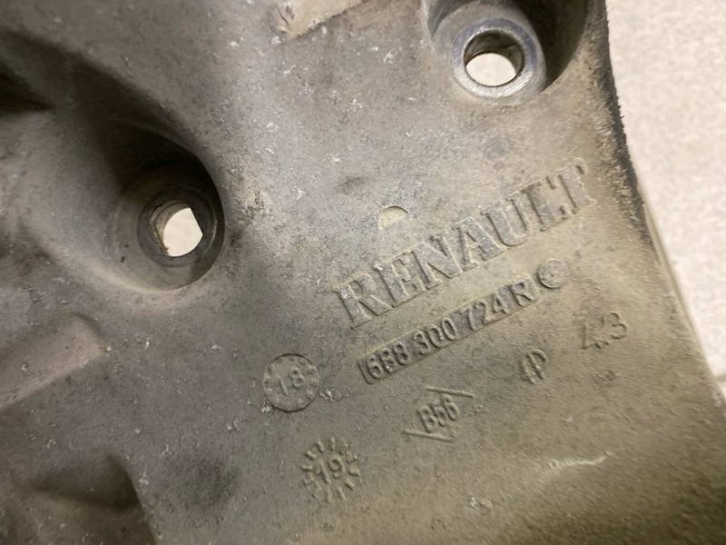 Кронштейн (сопут. товар)