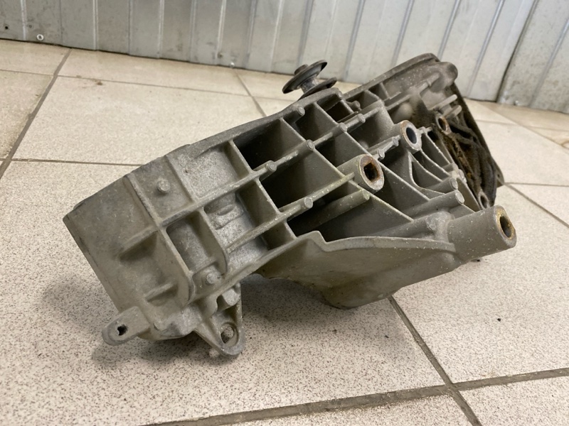 Кронштейн (сопут. товар)