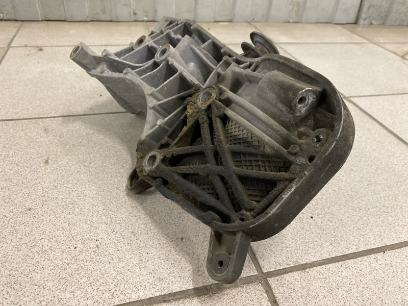 Кронштейн (сопут. товар)