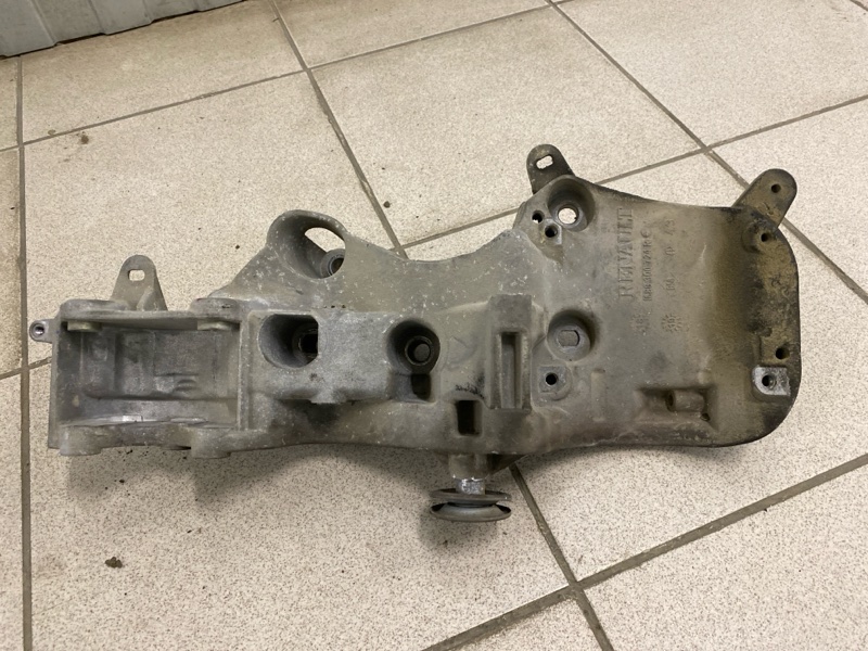 Кронштейн (сопут. товар)