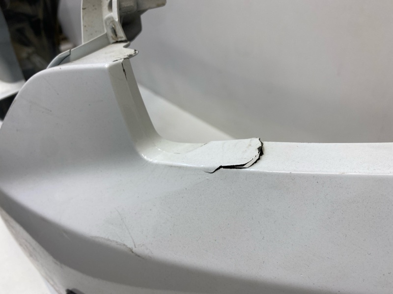 Бампер передний