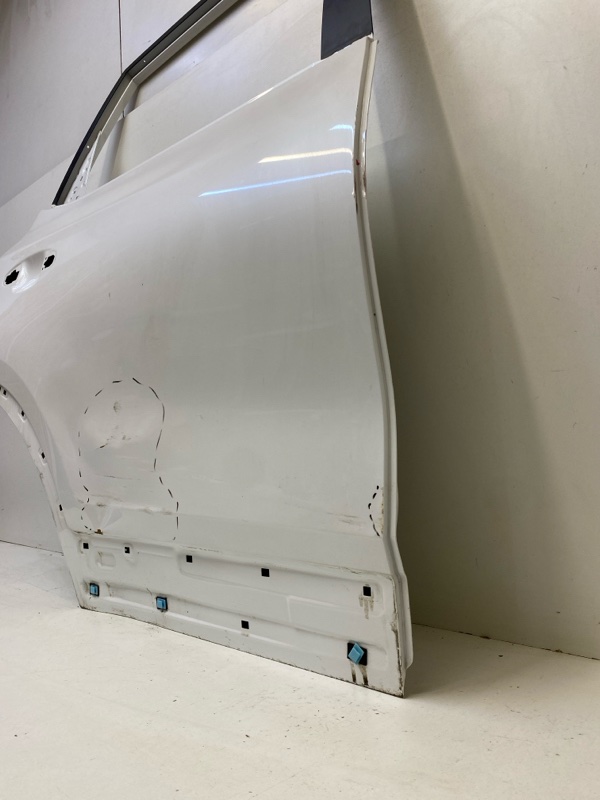 Дверь задняя правая