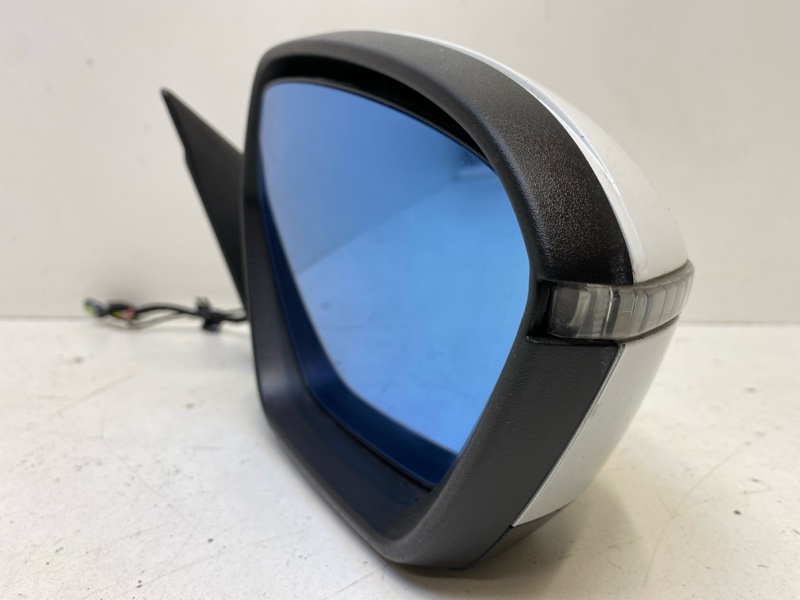 Зеркало правое электрическое