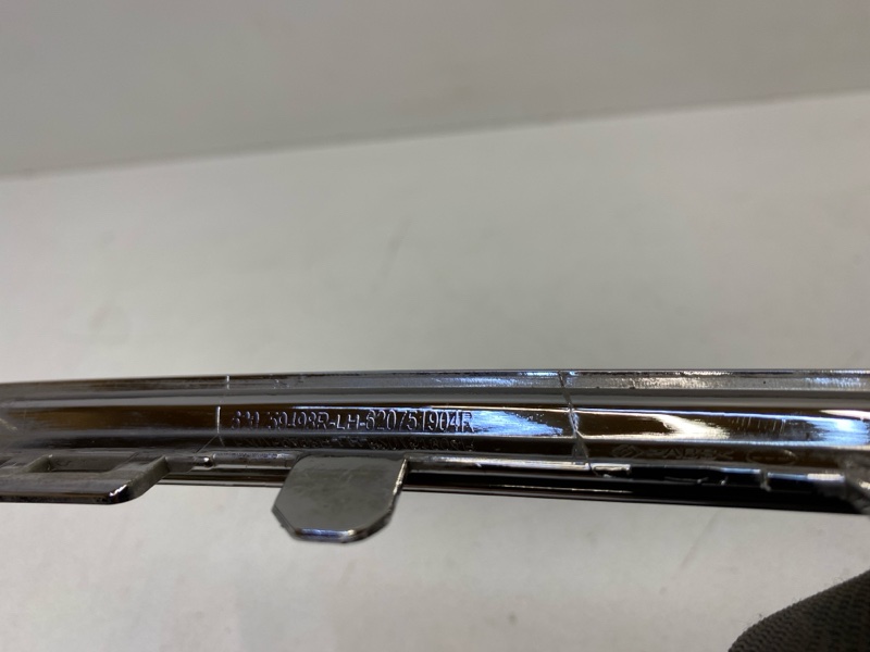 Накладка на решетку радиатора