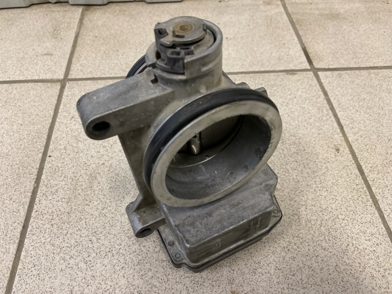 Заслонка дроссельная электрическая