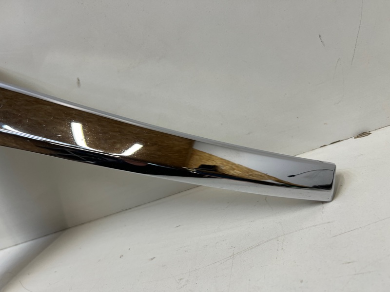 Накладка переднего бампера левая