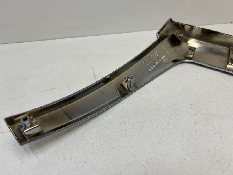 Накладка переднего бампера левая