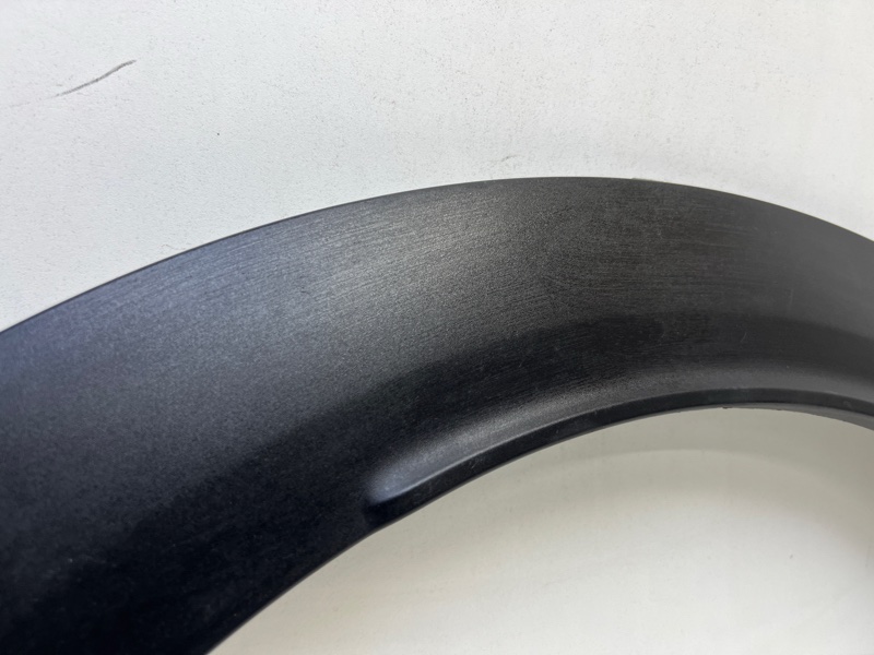 Накладка переднего крыла правого