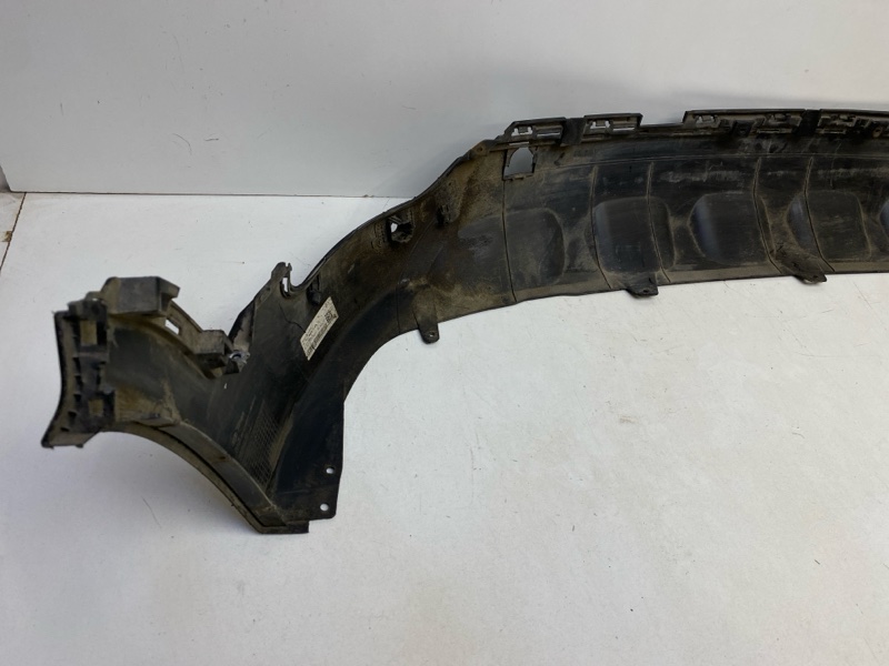 Спойлер заднего бампера