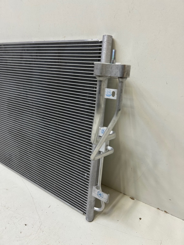 Радиатор кондиционера / конденсер