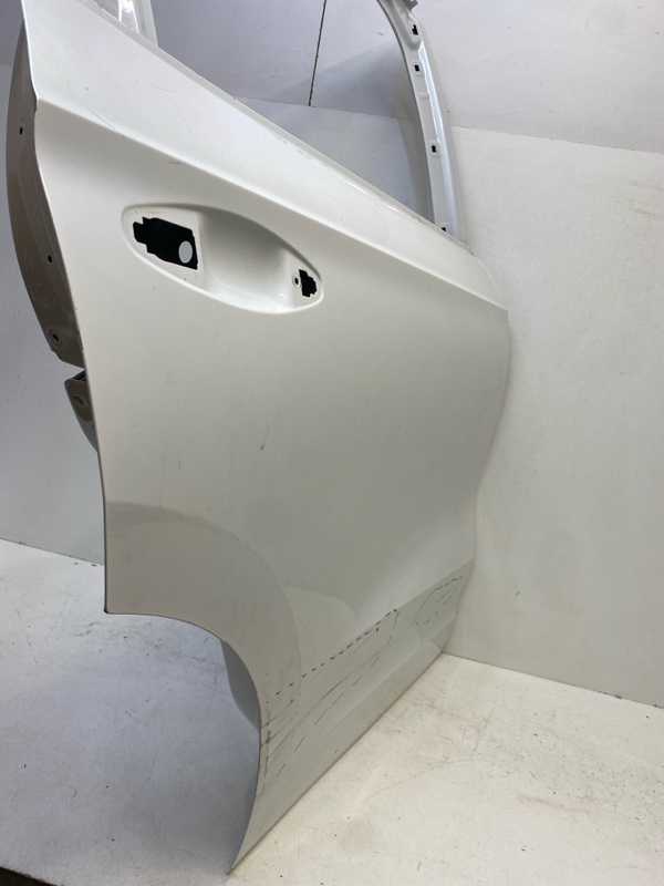 Дверь задняя правая