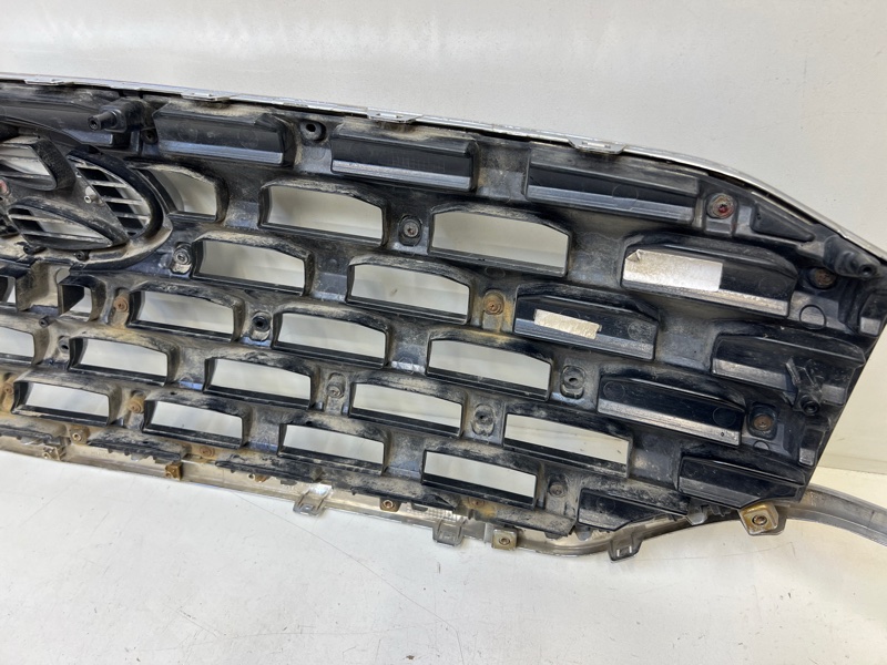 Решетка радиатора