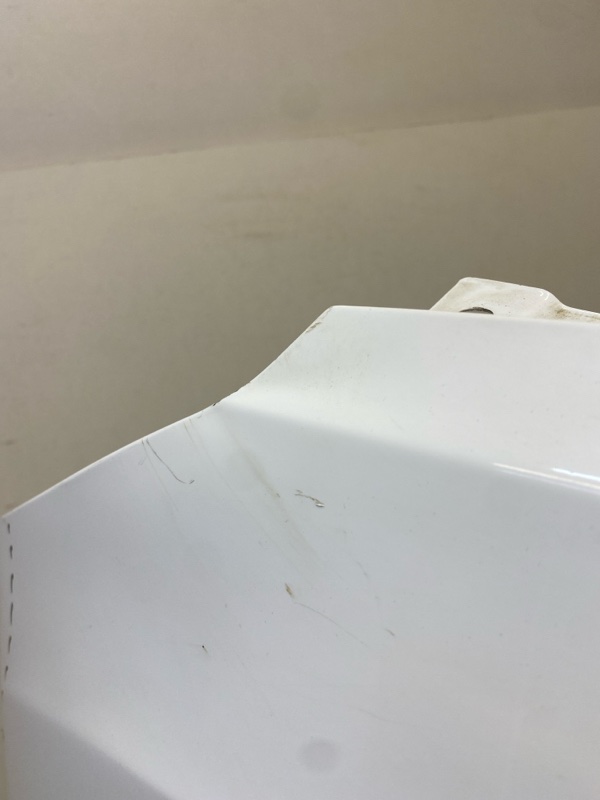 Крыло переднее левое