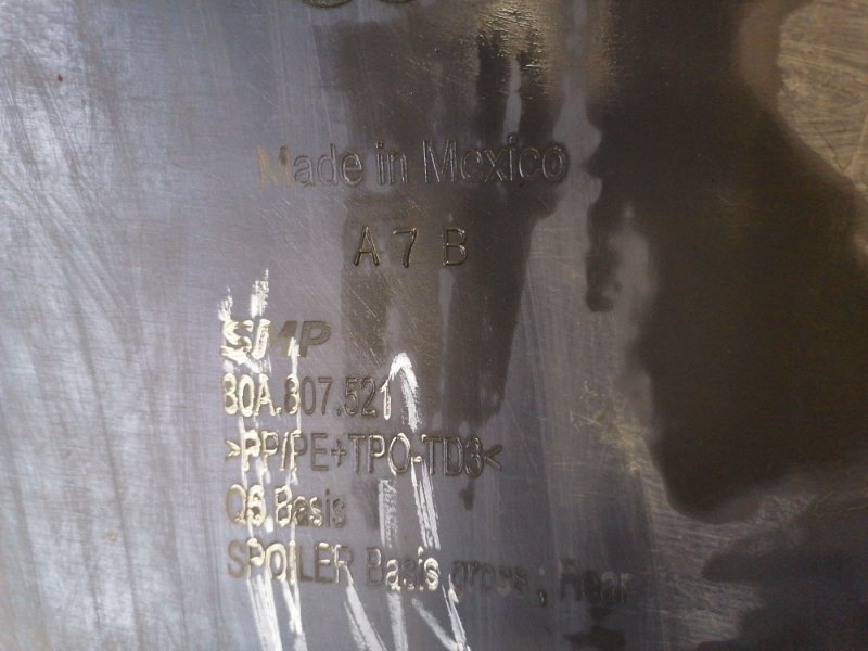 Спойлер заднего бампера