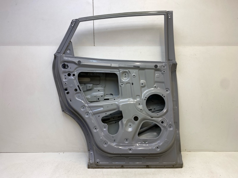Дверь задняя левая
