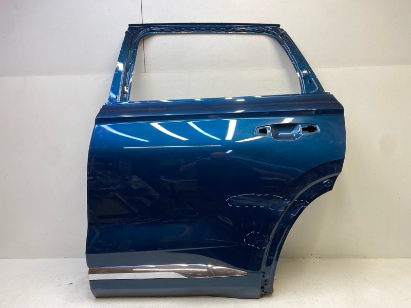 Дверь задняя левая