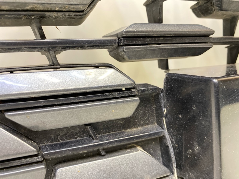 Решетка радиатора