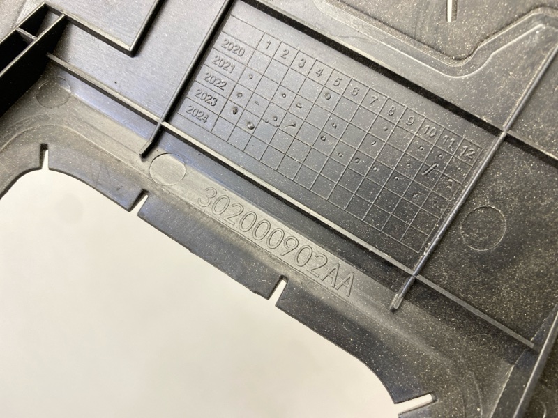 Воздуховод радиатора левый