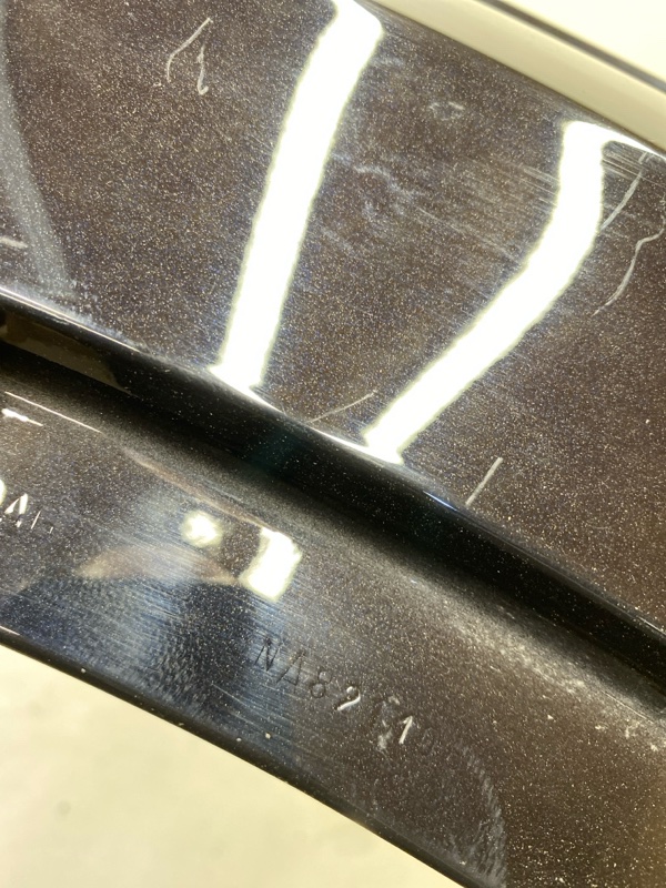 Крыло переднее правое