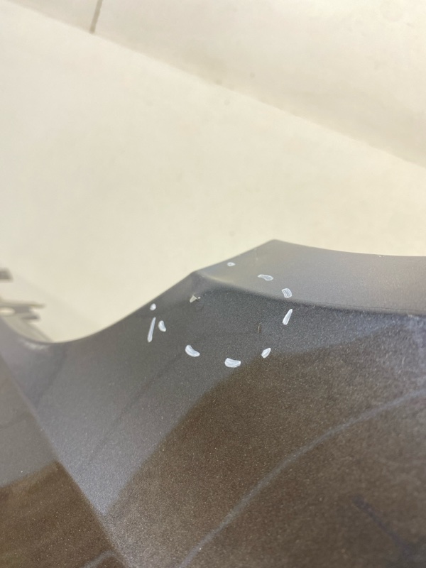 Крыло переднее левое